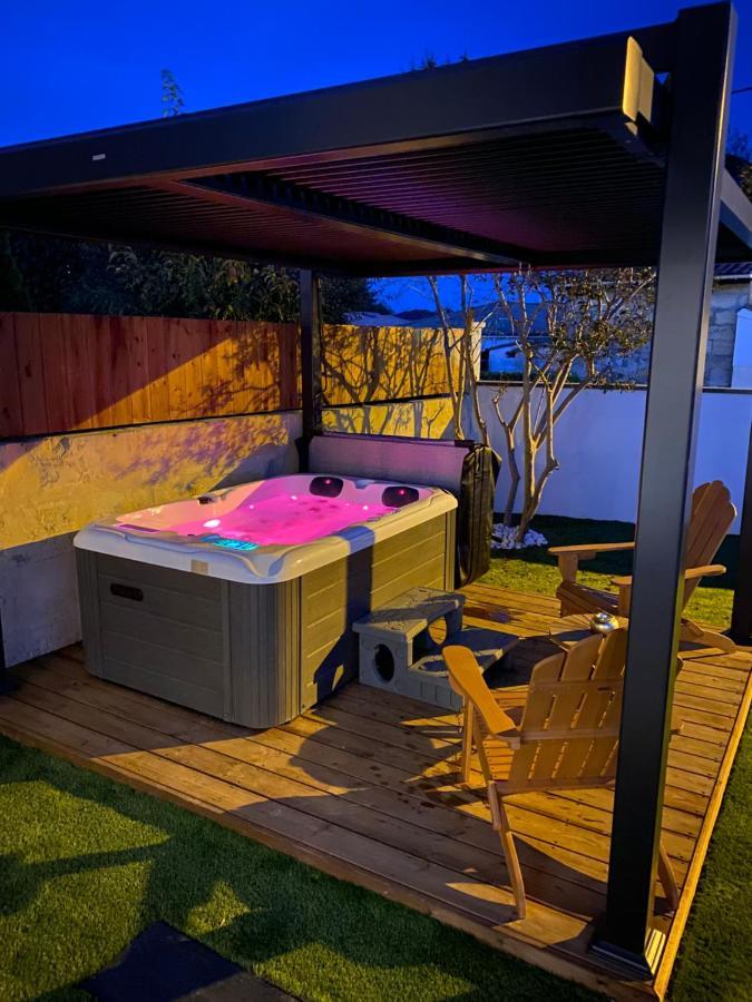 Magnifique Grange Avec Spa / Love Room Saint-André-de-Cubzac Exterior foto
